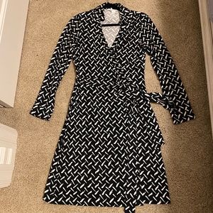 Diane Von Furstenberg Black & White Wrap Dress